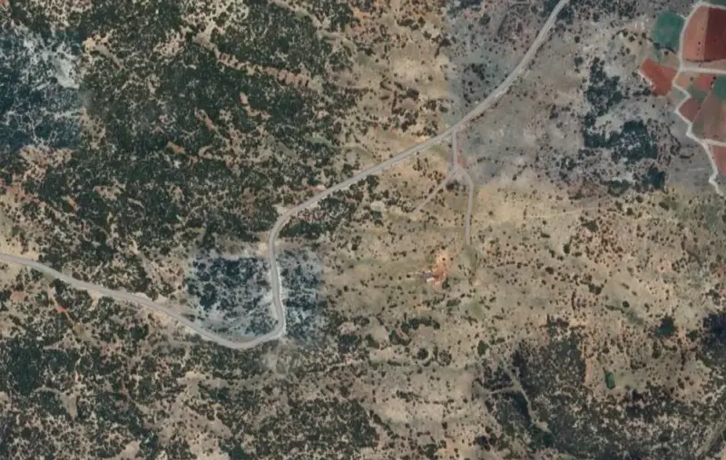Denizli, Tavas, Satılık, Tarla — fotoğraf 1