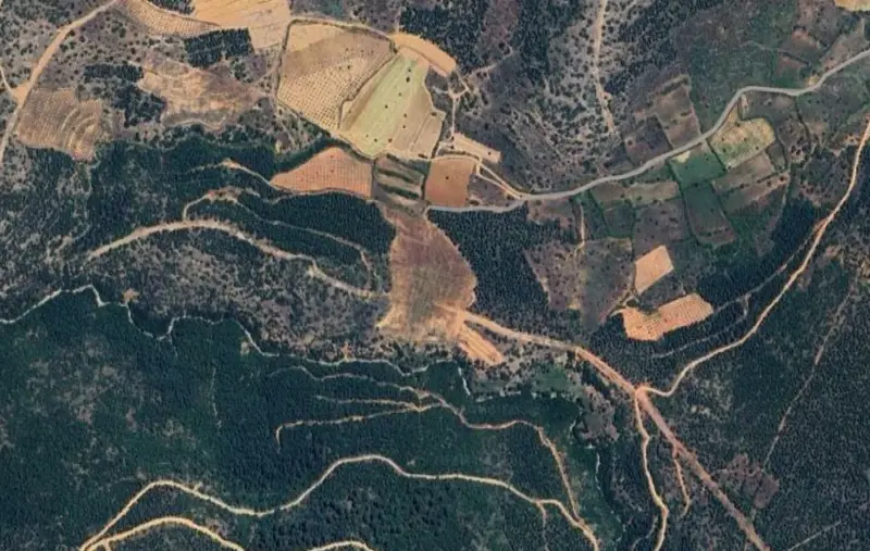 Denizli, Tavas, Satılık, Tarla — fotoğraf 1